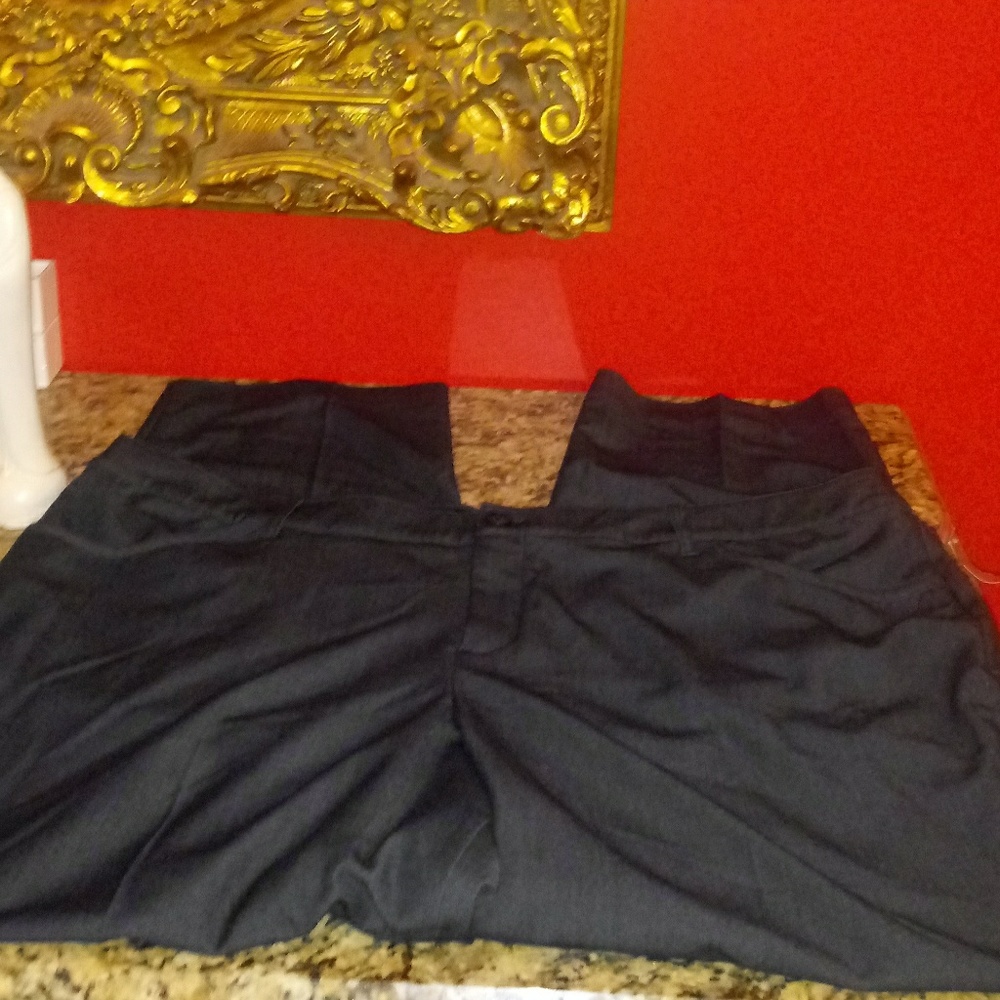 Covington Diamond Fit Pants